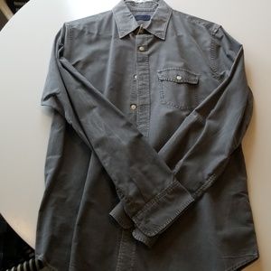 Gap button down shirt